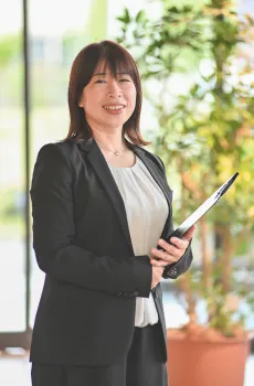 山本 愛